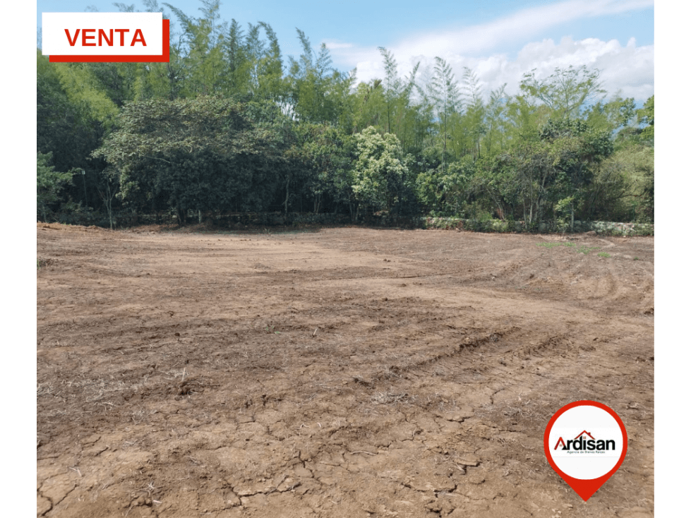 EXCELENTE LOTE PLANO DE 2.600MTS EN CONJUNTO CAMPESTRE - 1