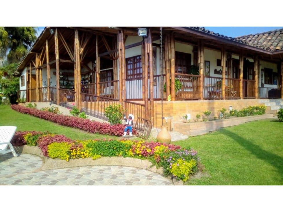 Se vende FINCA CAMPESTRE en Vereda La Floresta, VILLAMARÍA - 1