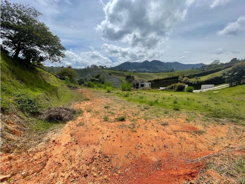 Única oportunidad de inversión! Espectacular lote en Oriente! - 1