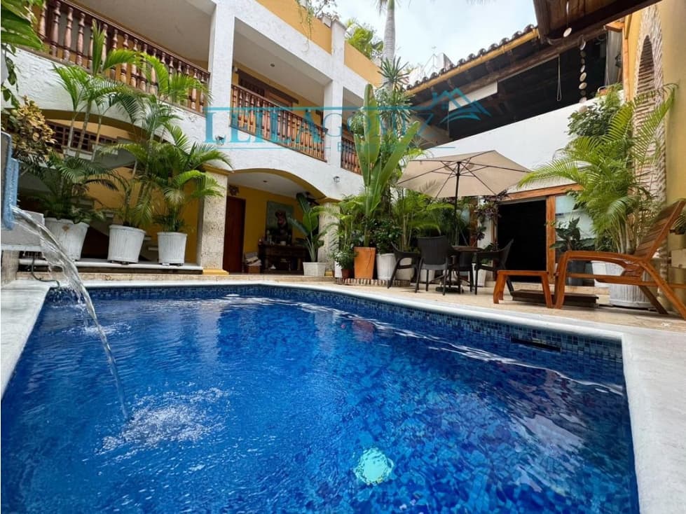 PROPIEDAD colonial Casa / Hotel En Venta TRES NIVELES - 1