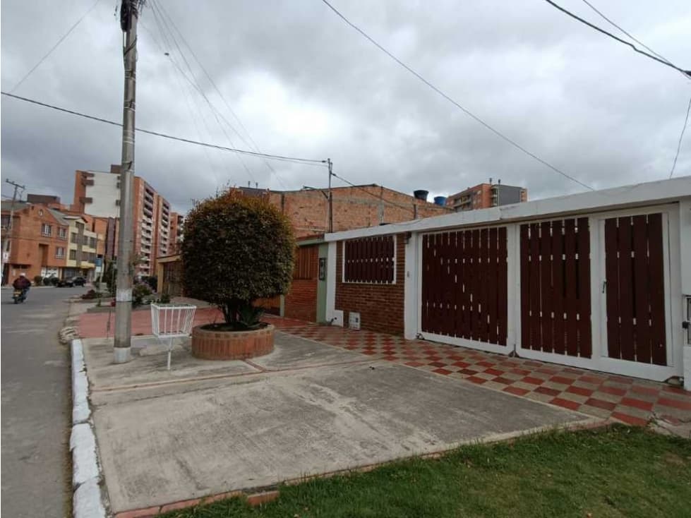 Se vende Casa Amplia "Las villas" Zipaquira - 1