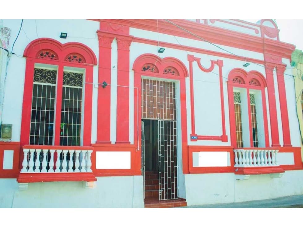 VENDO HOSTAL EN EL CENTRO HISTÓRICO DE SANTA MARTA - 1