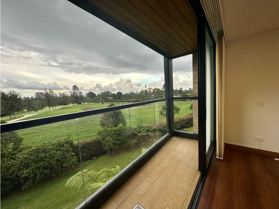 Apartamento Campestre en Exclusivo Sector de Llanogrande - 1