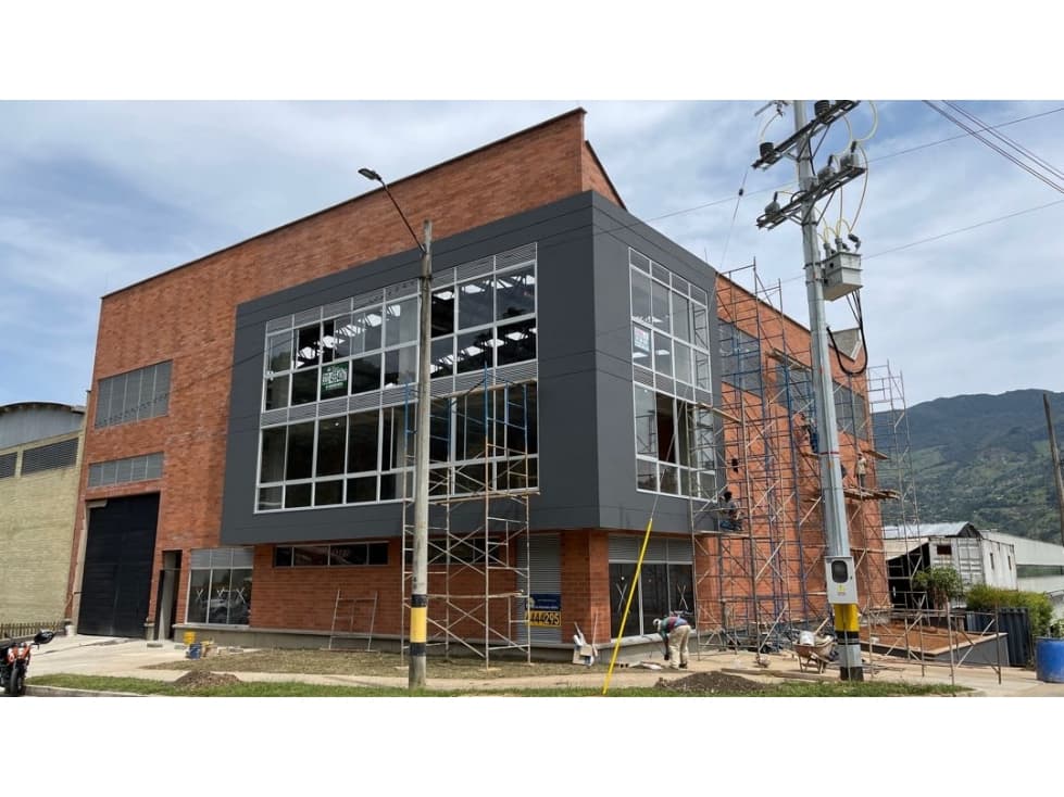 BODEGA EN ARRIENDO EN GIRARDOTA - 1