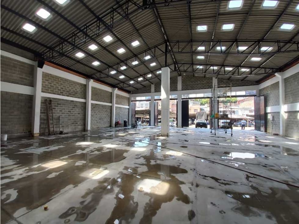 Bodega en arriendo en Santa Rosa Sector Centro / COD: 6214640 - 1