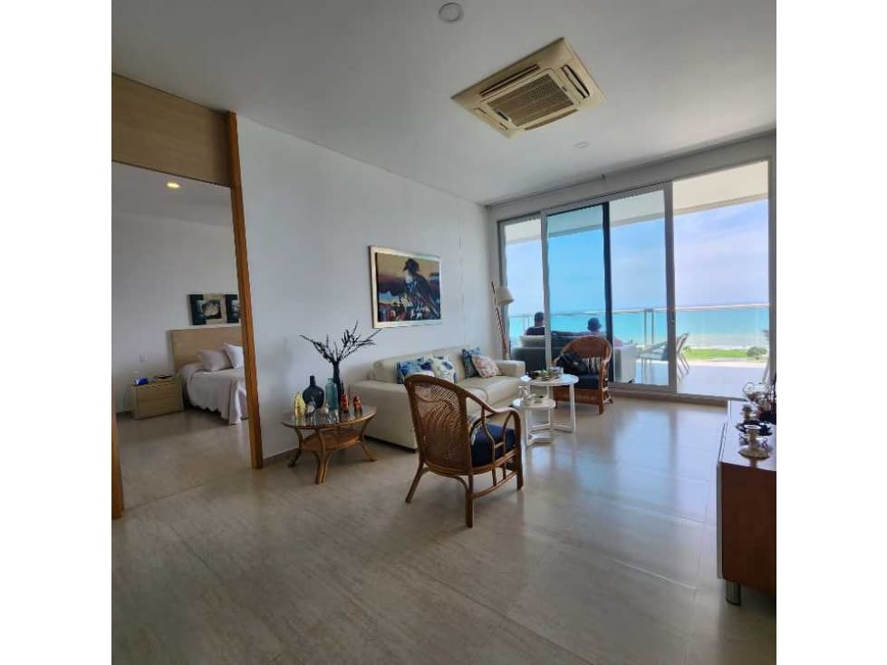 En venta apartamento en Aguamarina Beach Resort - Amoblado - 1