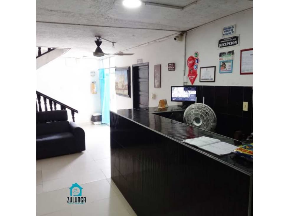 En Venta Hotel amoblado en Magangué, Barrio Centro - 1