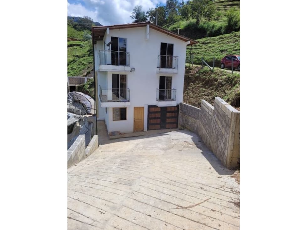 Espectacular Casa Finca en Cocorna - 1