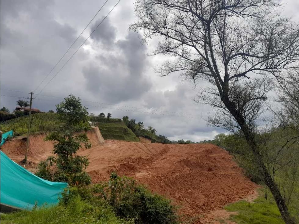 Ganga!? espectacular lote industrial sobre la autopista medellin Bogo - 1