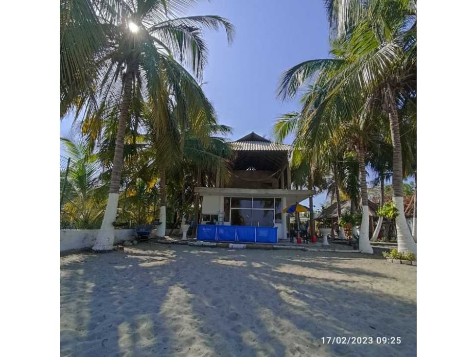 HERMOSA CABAÑA FRENTE AL MAR ,PLAYA TRANQUILA , SECTOR CIENAGA - 1