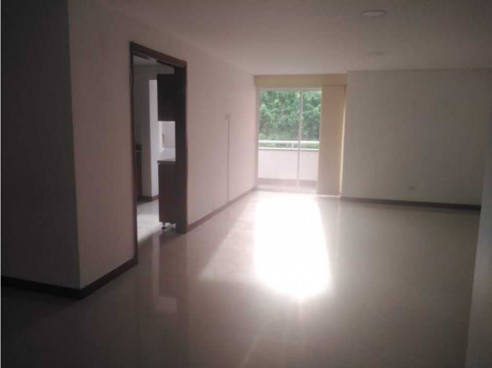 MARAVILLOSO APARTAMENTO EN VENTA ALTO DEL ROSARIO LAURELES MEDELLÍN - 1