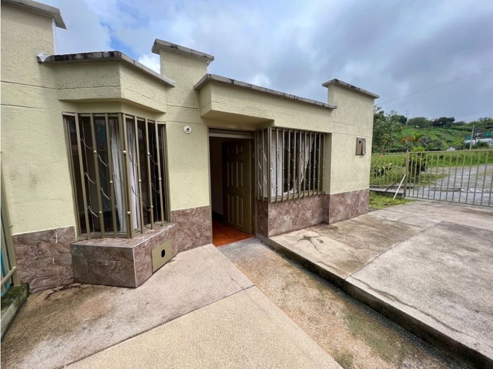 Se Arrienda Casa-Sector Calarca - 1