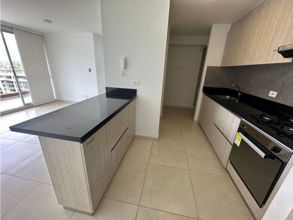 Se VENDE apartamento en la Avenida Centenario - 1