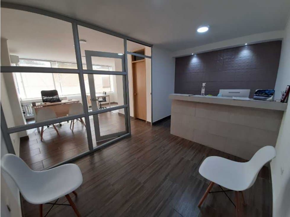 SE VENDE OFICINA EDIFICIO MANAURE - 1