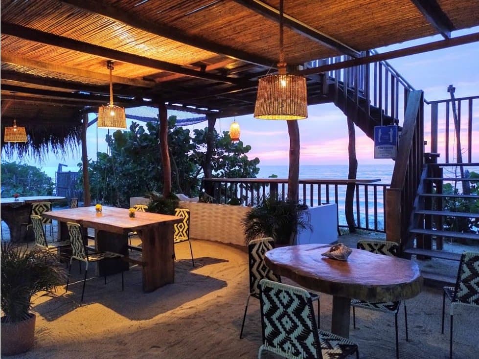 VENDEMOS HOSTAL EN DIBULLA LA GUAJIRA ( Palomino ) - 1