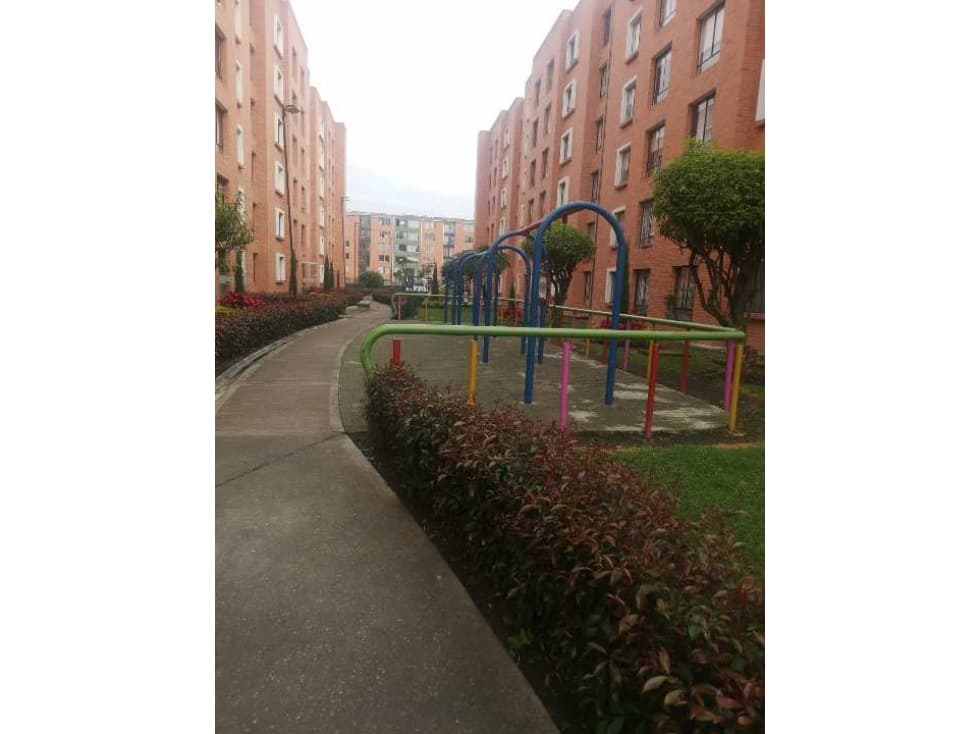 Vendo Apartamento ciudad verde - 1
