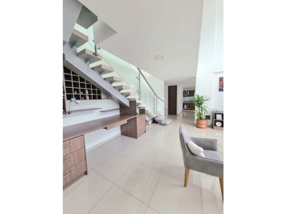 VENDO FABULOSO PENTHOUSE DUPLEX EN EL SECTOR DE PIEDRA PINTADA - 1