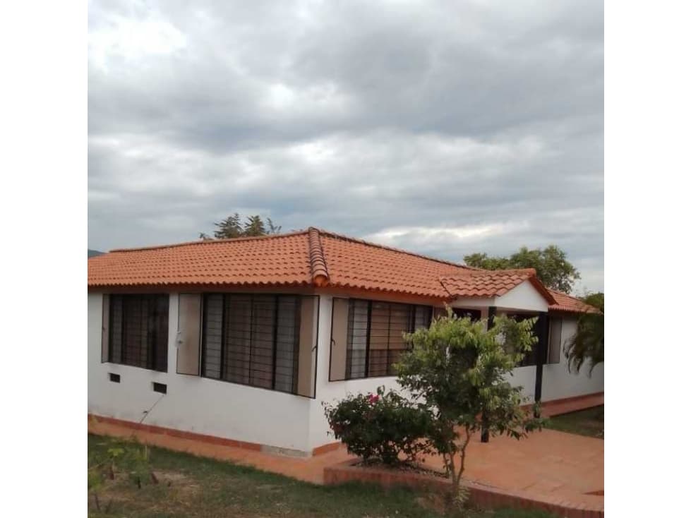 Vendo o permuto hermosa casa campestre en Tocaima Cundinamarca - 1