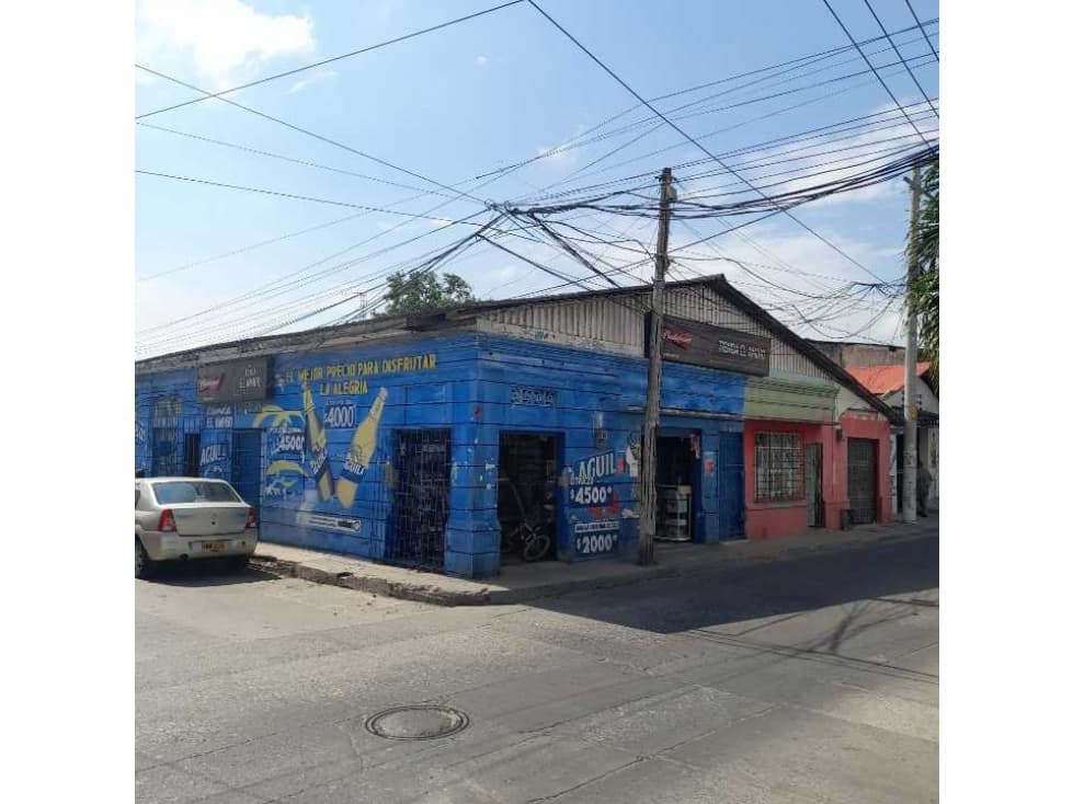 VENTA DE CASA COMERCIAL EN MALAMBO - 1