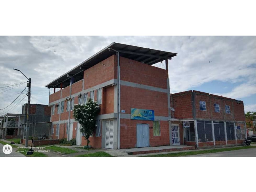 Venta de Colegio Infantil, Puerto Tejada - 1
