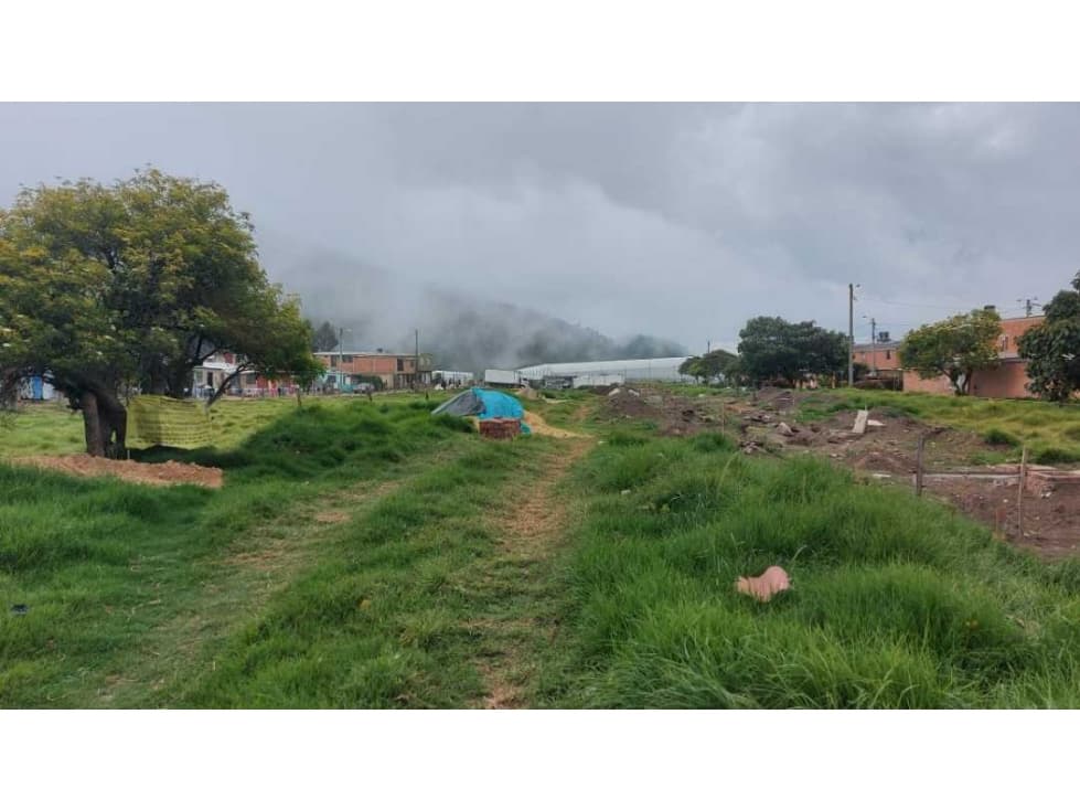 VENTA DE LOTE EN BOJACA CUNDINAMARCA NEGOCIABLE - 1